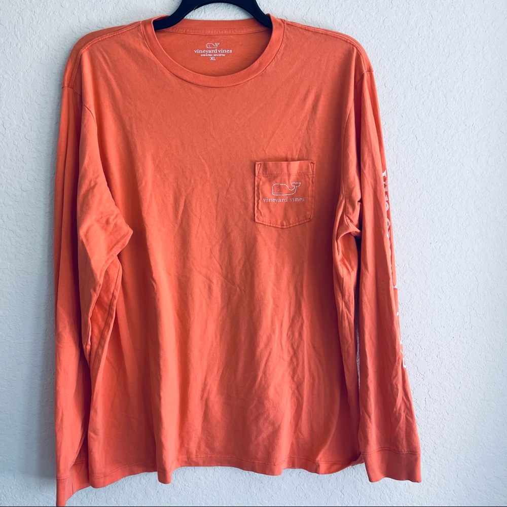 Vineyard Vines 🧡